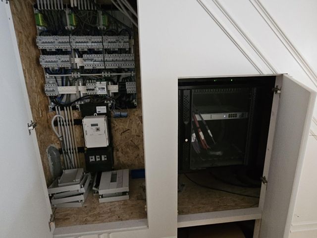 Luxe woning: camera's, licht en techniek in een systeem, Amsterdam