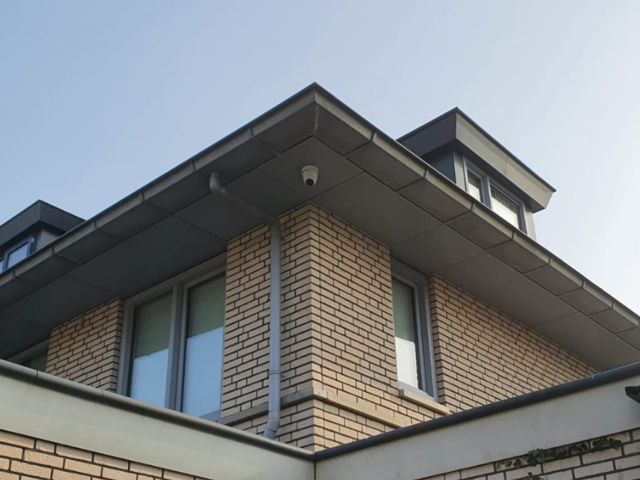 Vier camera's en overal ter wereld meekijken, Almere
