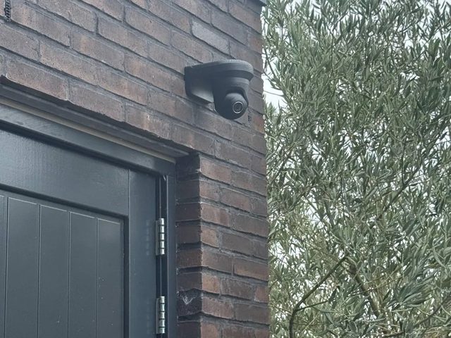 Alarm en camera's in de kleur van elk kozijn, Blaricum