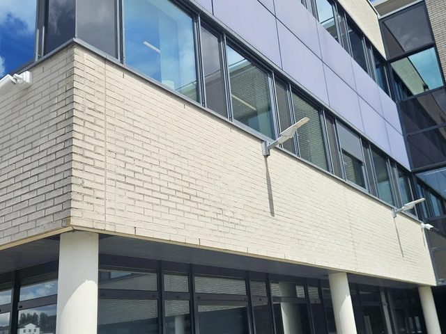 Kantoorpand: camera's in het netwerk van de eigen ICT, Almere